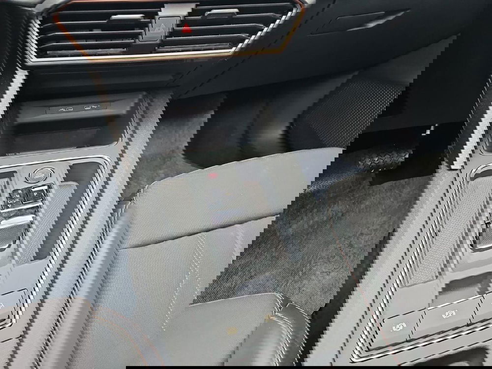 Cupra Formentor usata a Lecco (14)