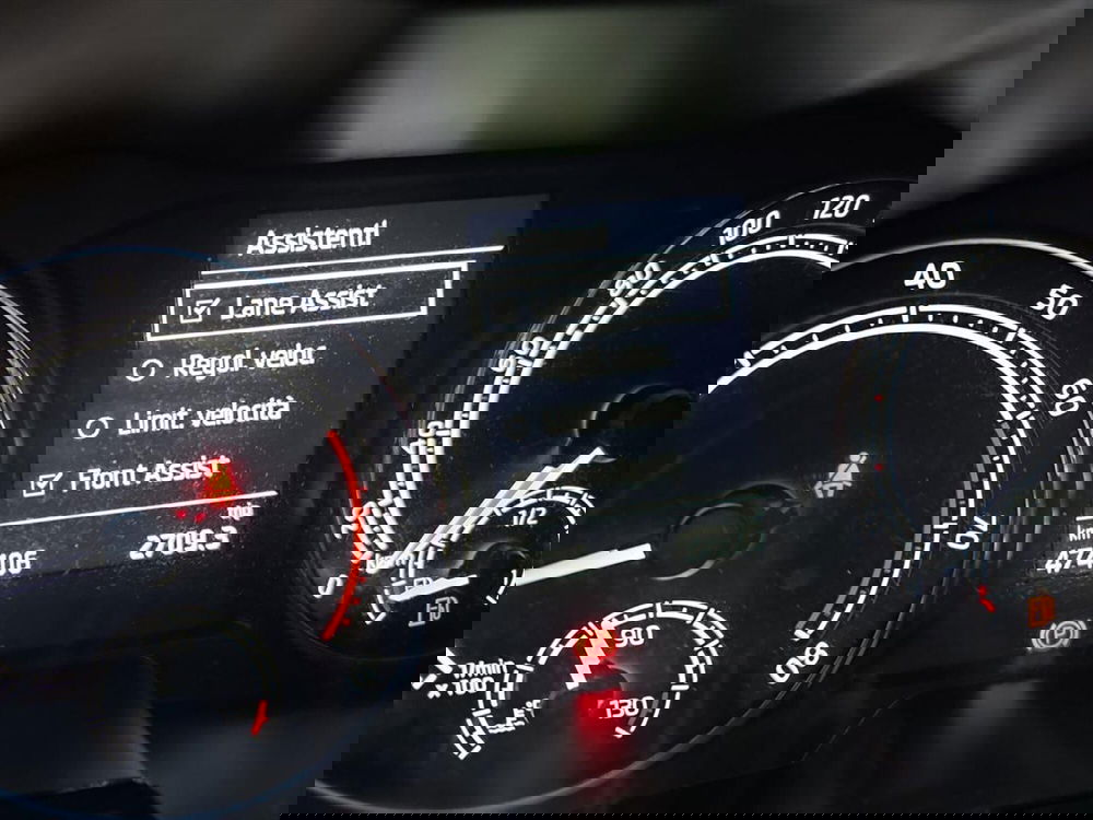 Skoda Kamiq usata a Lecco (18)