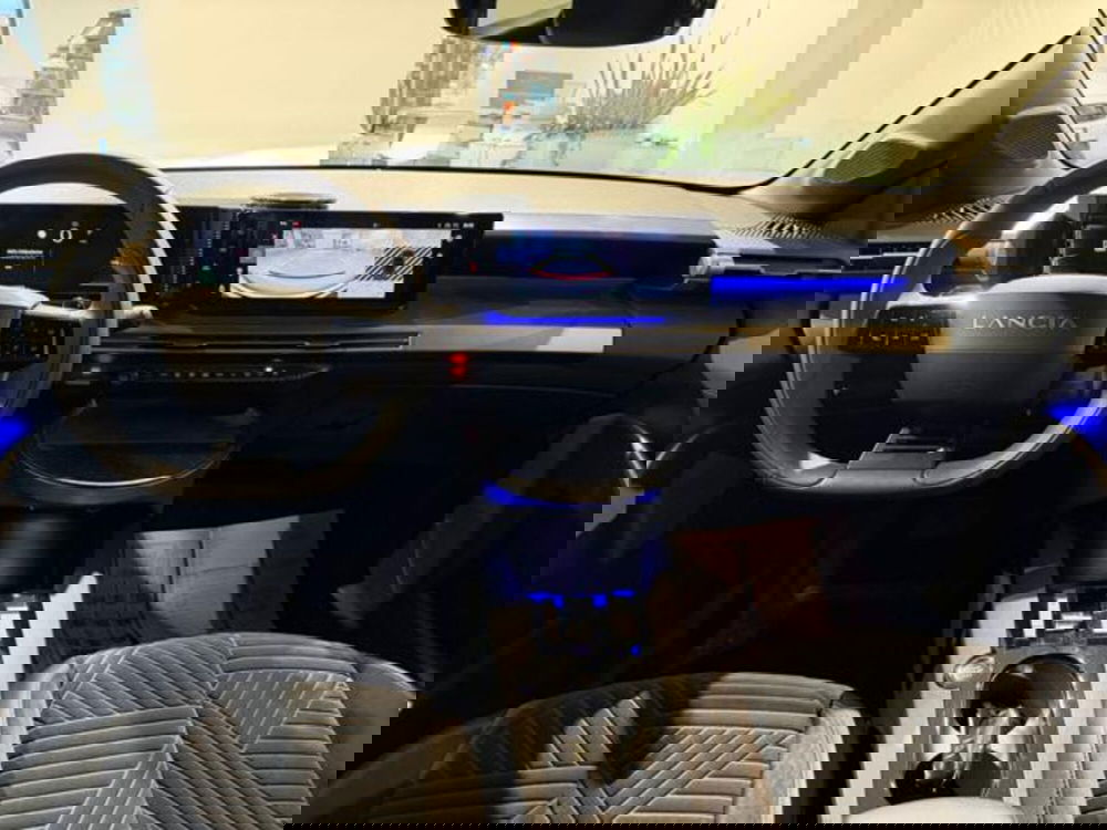 Lancia Ypsilon usata a Salerno (13)