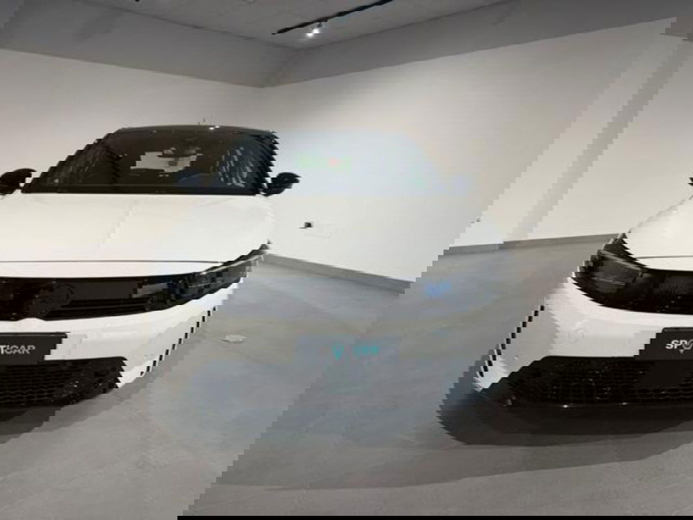 Opel Corsa nuova a Salerno