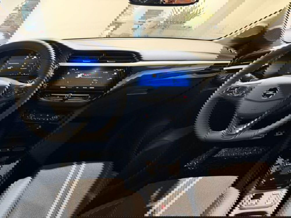 Opel Corsa nuova a Salerno (13)