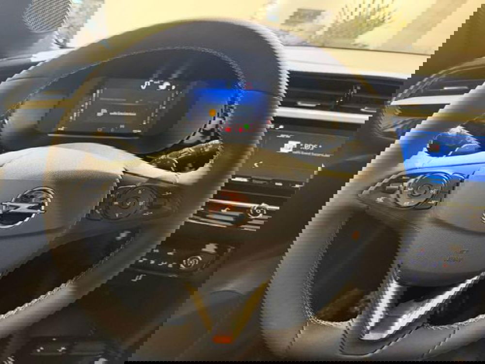 Opel Corsa nuova a Salerno (14)