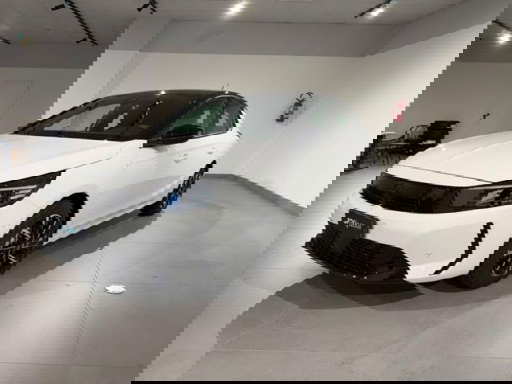 Opel Corsa nuova a Salerno (8)