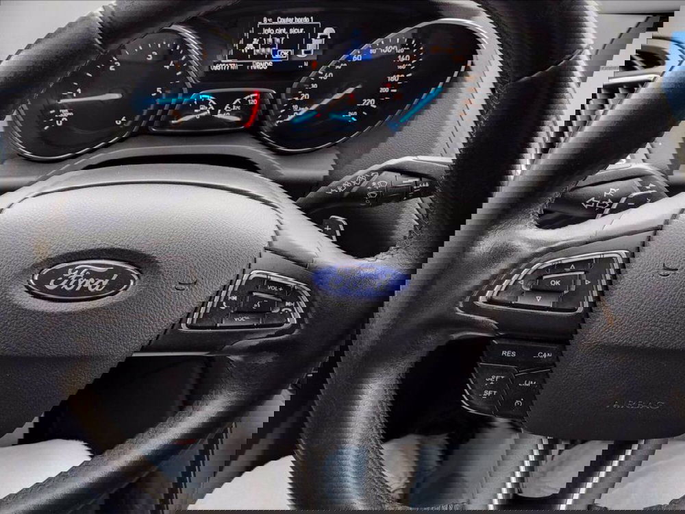 Ford Kuga usata a Milano (10)