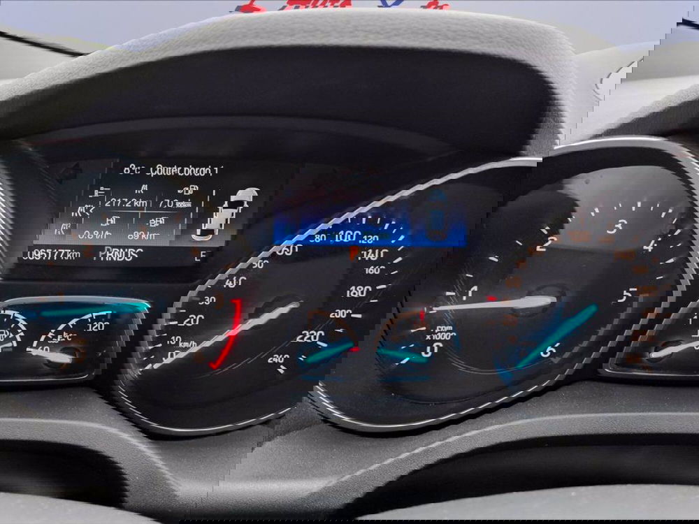 Ford Kuga usata a Milano (11)