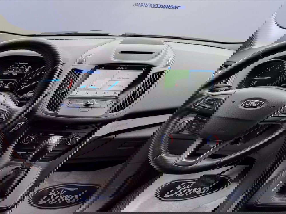 Ford Kuga usata a Milano (13)