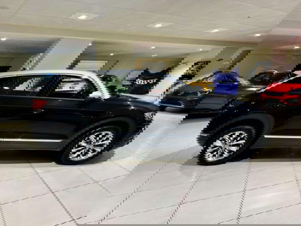 Volkswagen T-Roc usata a Savona (4)