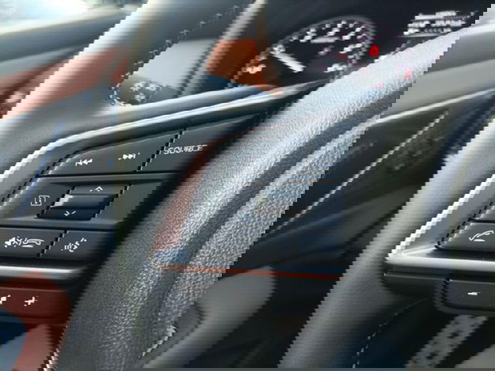 Subaru Outback nuova a Milano (12)