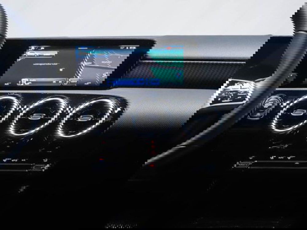 Mercedes-Benz Classe A Sedan usata a Milano (6)