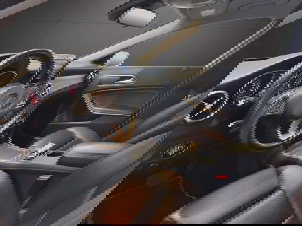 Mercedes-Benz GLA SUV usata a Milano (7)