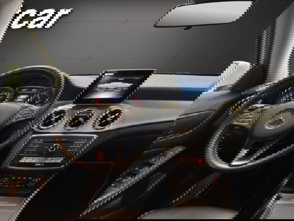 Mercedes-Benz GLA SUV usata a Milano (8)