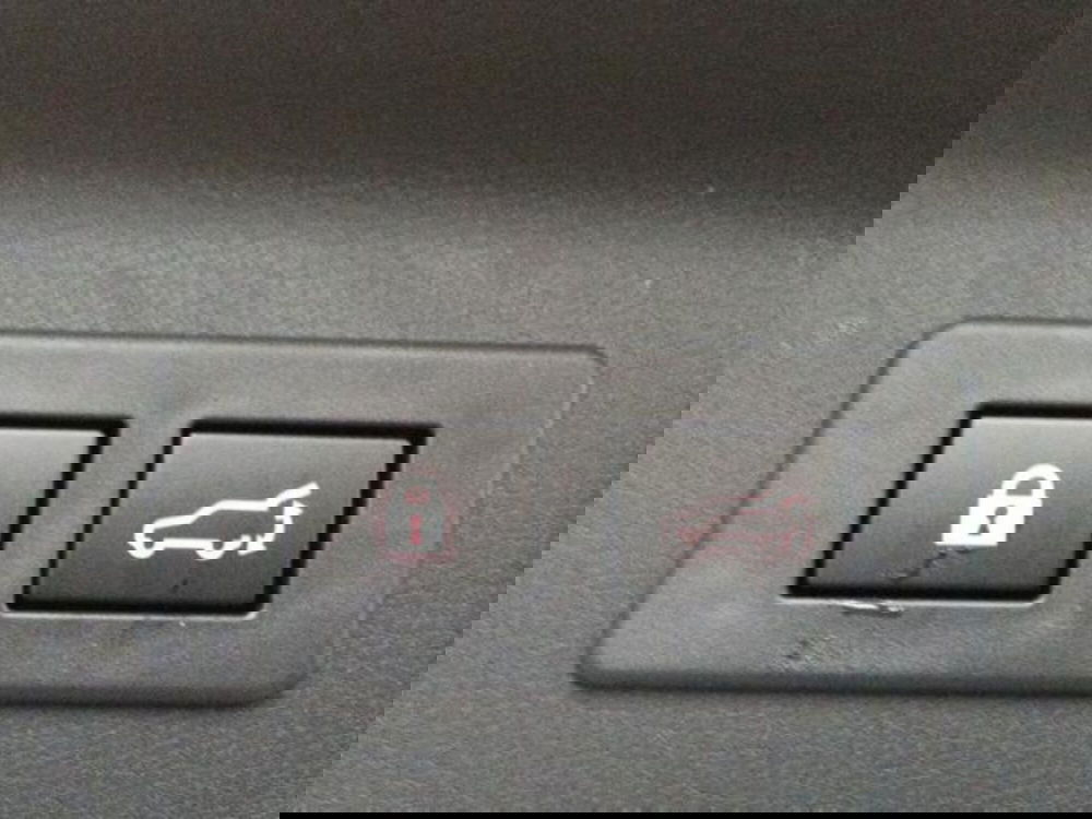 Subaru Forester nuova a Milano (18)