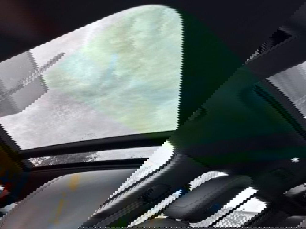 Land Rover Defender usata a Livorno (13)