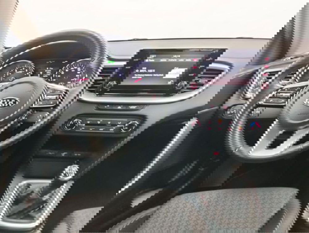 Kia XCeed usata a Como (8)