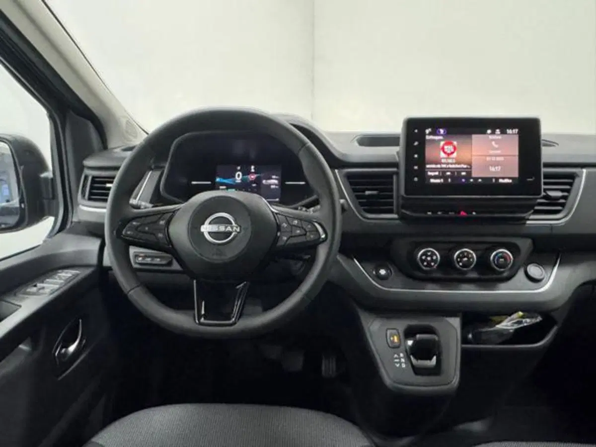 Nissan Primastar nuova a Como (11)