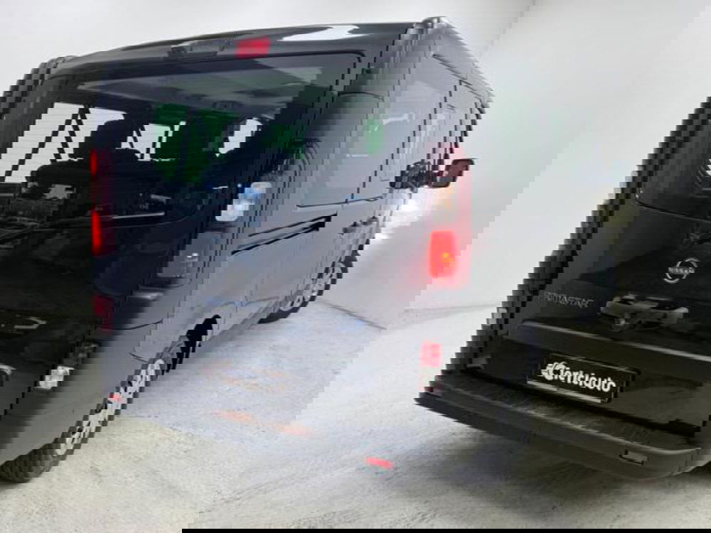 Nissan Primastar nuova a Como (2)