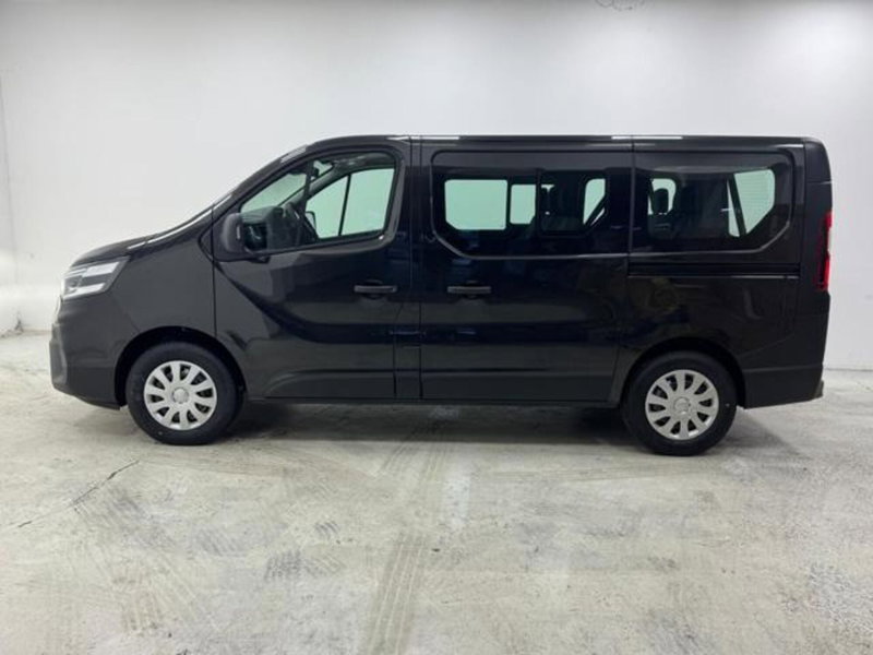 Nissan Primastar nuova a Como (9)