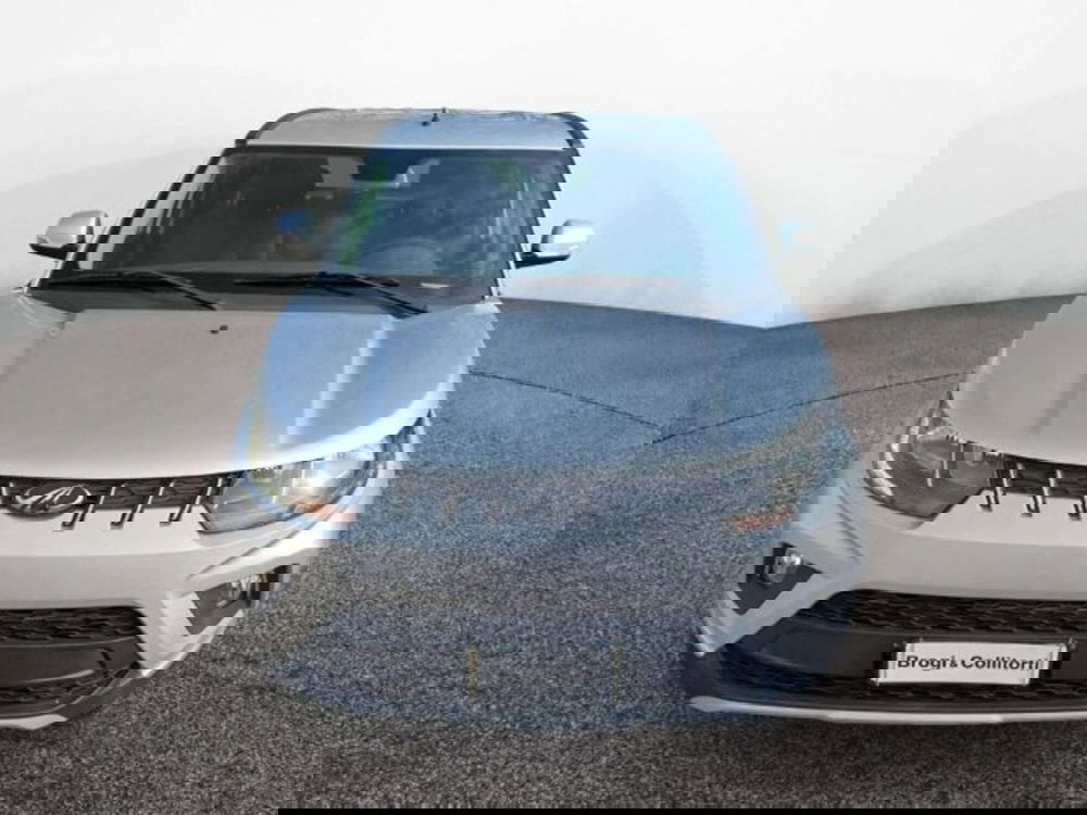 Mahindra KUV100 usata a Firenze (2)