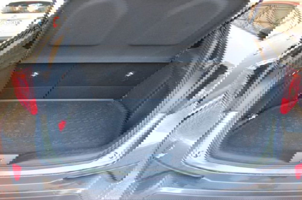 Toyota Toyota C-HR usata a Roma (11)