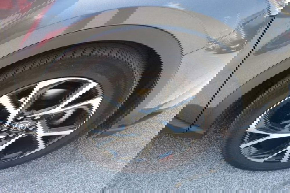 Toyota Toyota C-HR usata a Roma (16)
