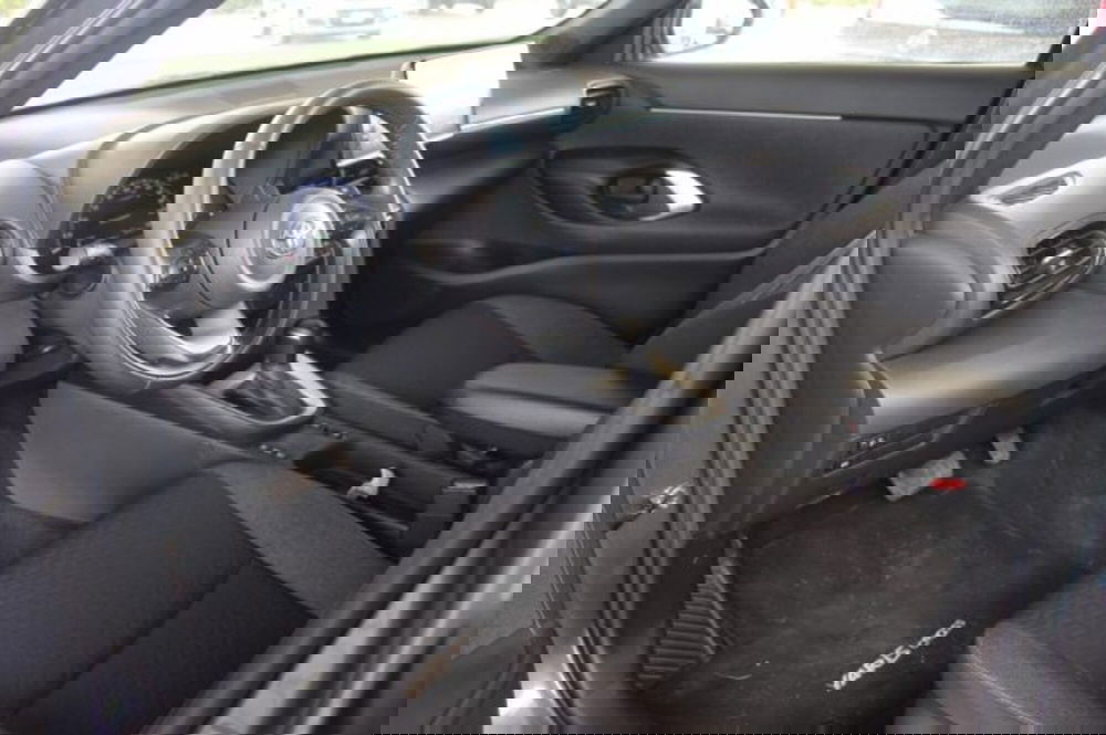 Toyota Yaris Cross usata a Roma (11)