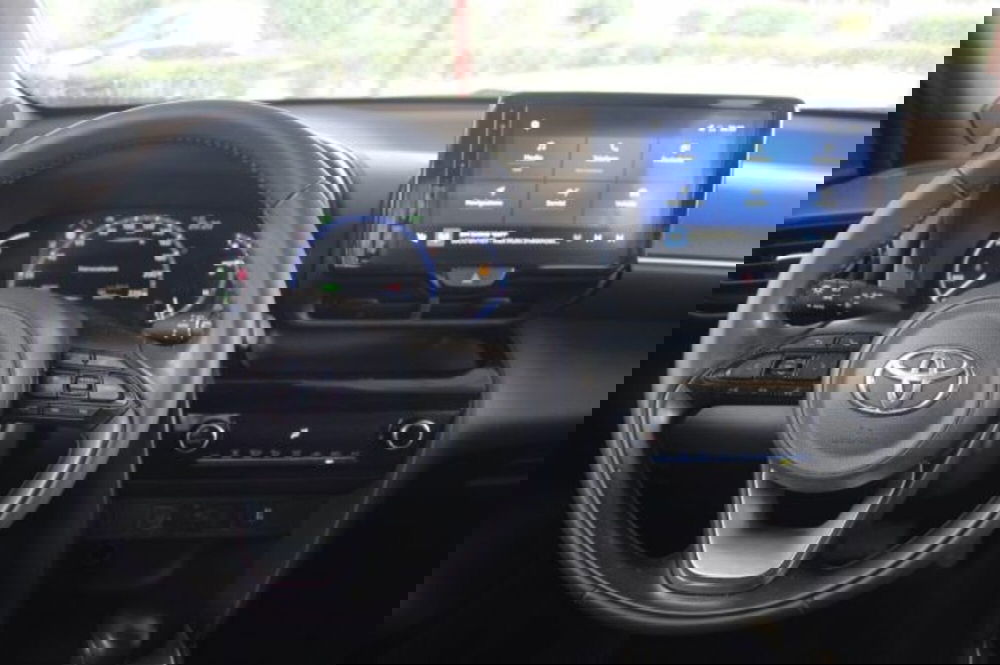 Toyota Yaris Cross usata a Roma (9)