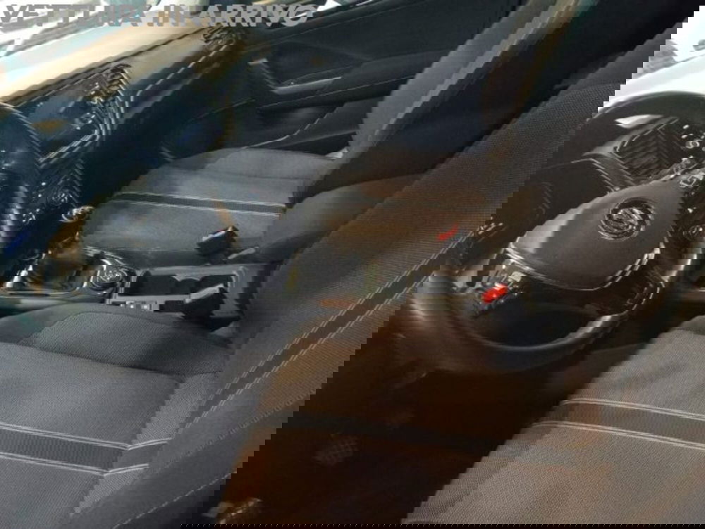 Volkswagen T-Roc usata a Modena (10)