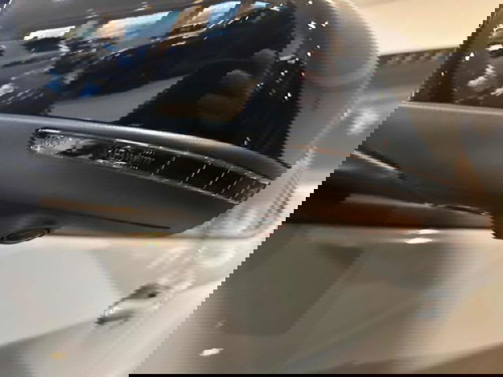 Jeep Compass nuova a Vercelli (16)