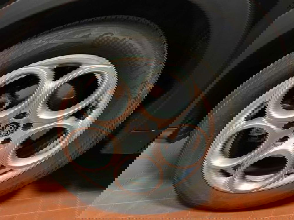 Alfa Romeo Tonale usata a Vercelli (12)
