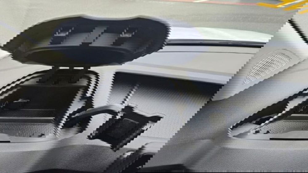 Nissan Townstar usata a Lucca (13)