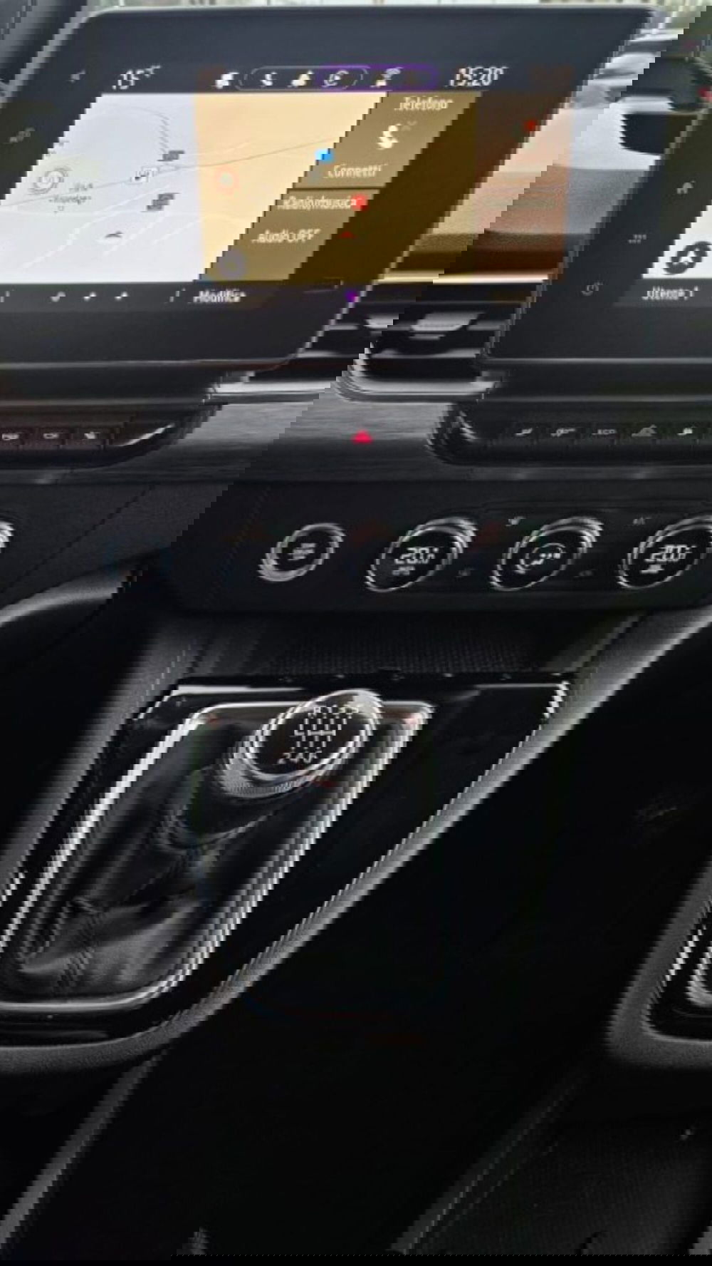 Nissan Townstar usata a Lucca (18)