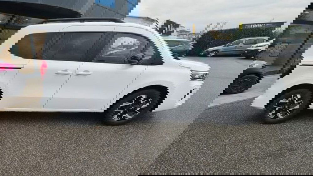 Nissan Townstar usata a Lucca (3)