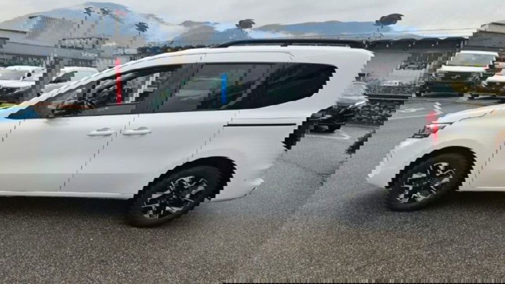 Nissan Townstar usata a Lucca (8)