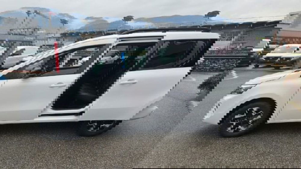 Nissan Townstar usata a Lucca (9)