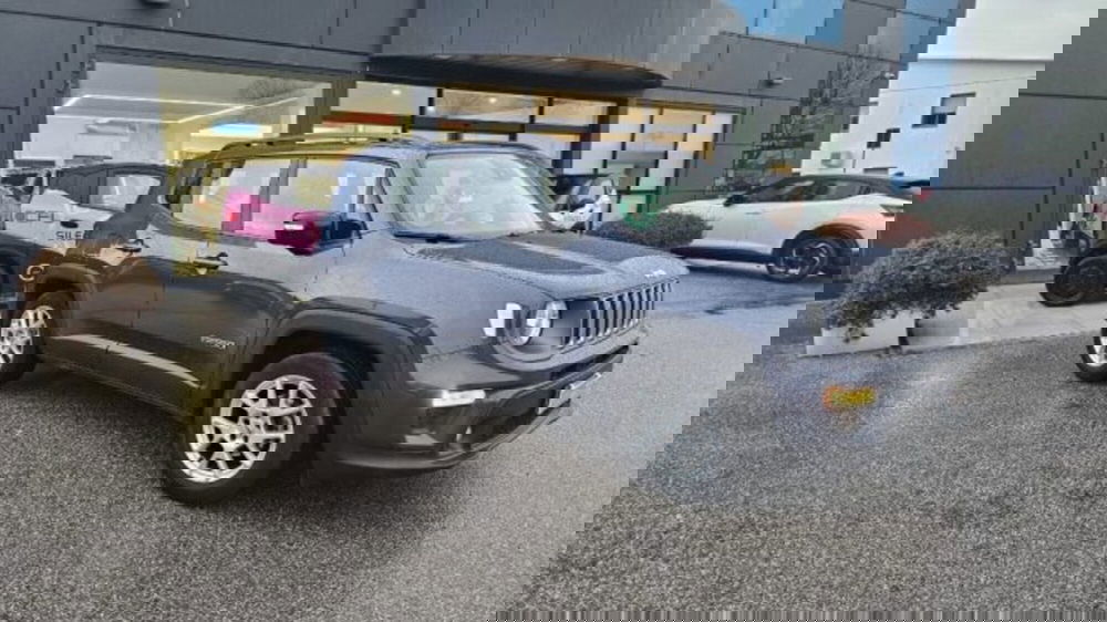 Jeep Renegade usata a Lucca (2)