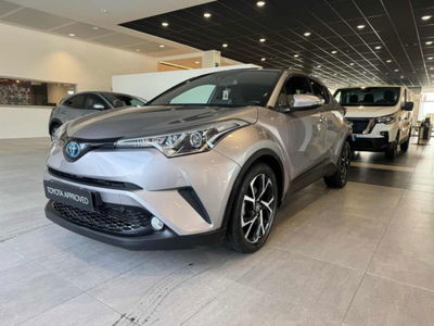 Toyota Toyota C-HR 1.8 Hybrid E-CVT Trend del 2019 usata a Sassari