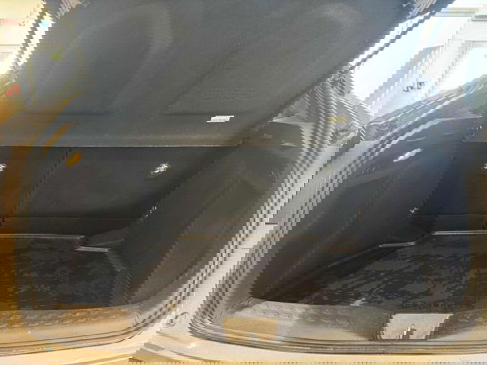 Toyota Toyota C-HR usata a Sassari (12)