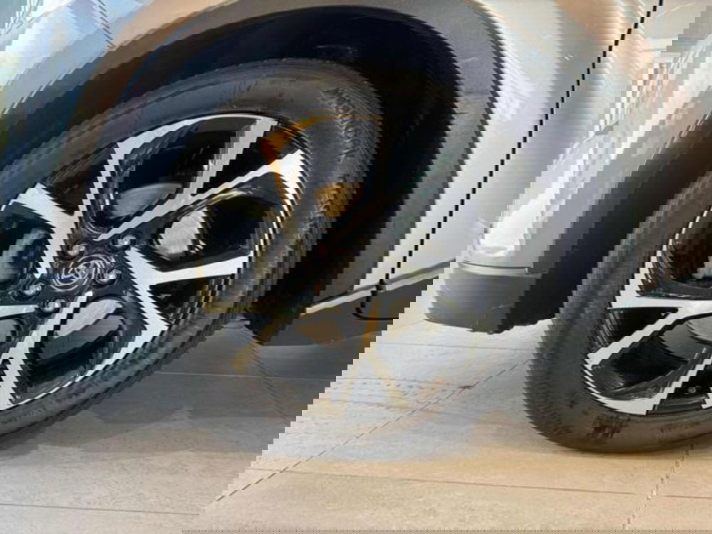 Toyota Toyota C-HR usata a Sassari (9)