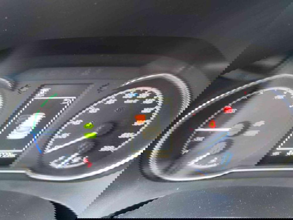 Toyota Yaris Cross usata a Sassari (11)