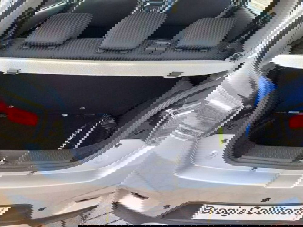 Mahindra KUV100 usata a Firenze (9)