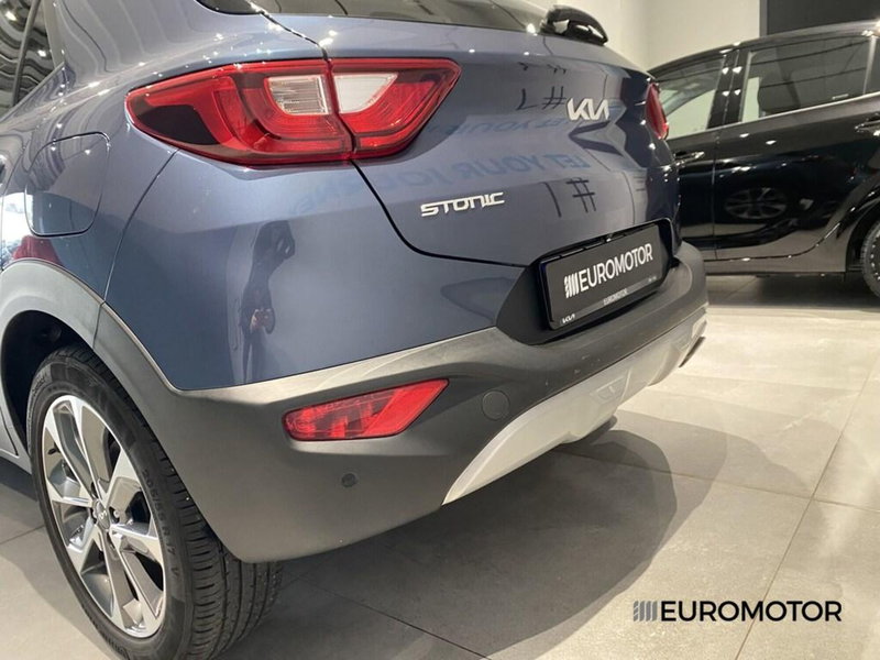 Kia Stonic usata a Bari (11)