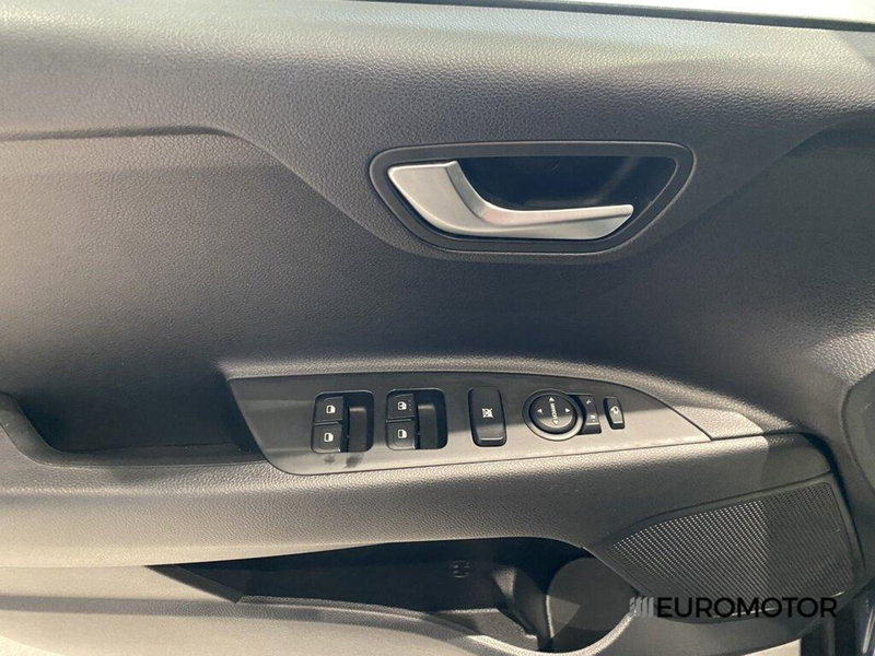 Kia Stonic usata a Bari (13)