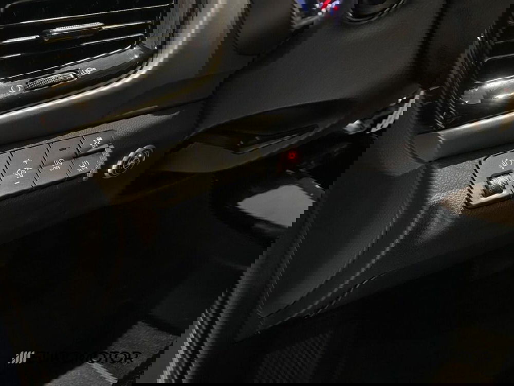 Kia Stonic usata a Bari (14)