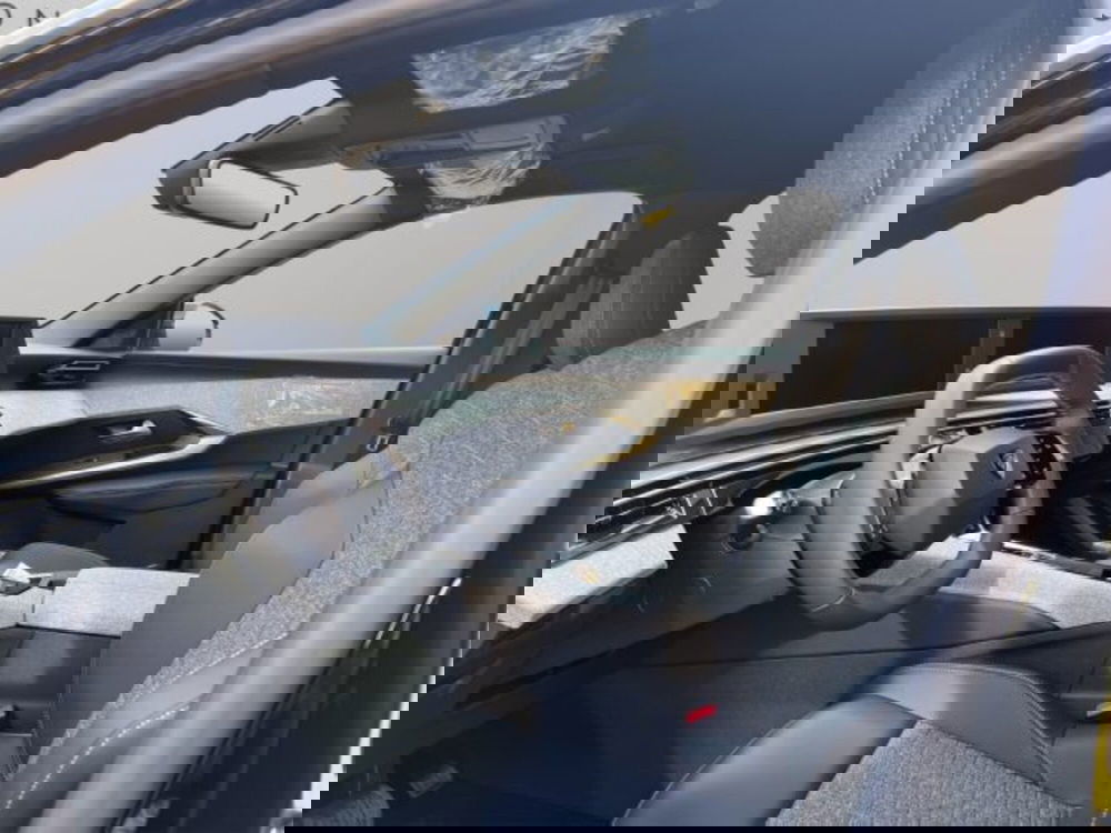 Peugeot 5008 nuova a Perugia (10)