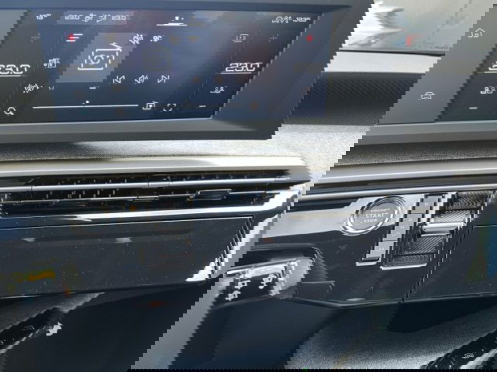 Peugeot 5008 nuova a Perugia (14)