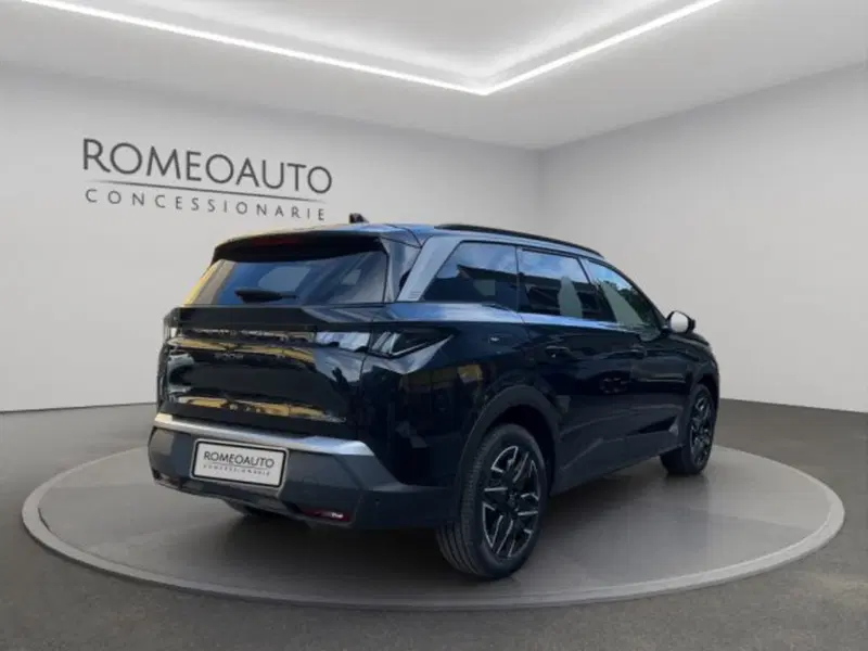 Peugeot 5008 nuova a Perugia (5)