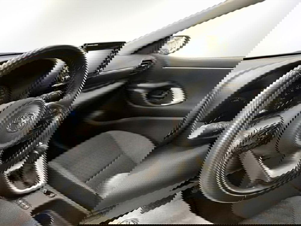 Toyota Yaris Cross usata a Monza e Brianza (11)