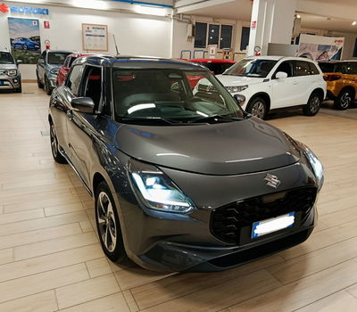 Suzuki Swift 1.2 Hybrid Easy Top del 2024 usata a Pescate