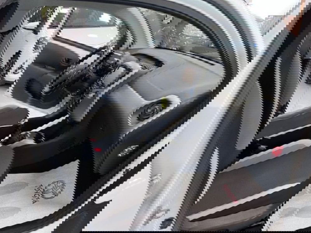 Toyota Aygo usata a Prato (6)