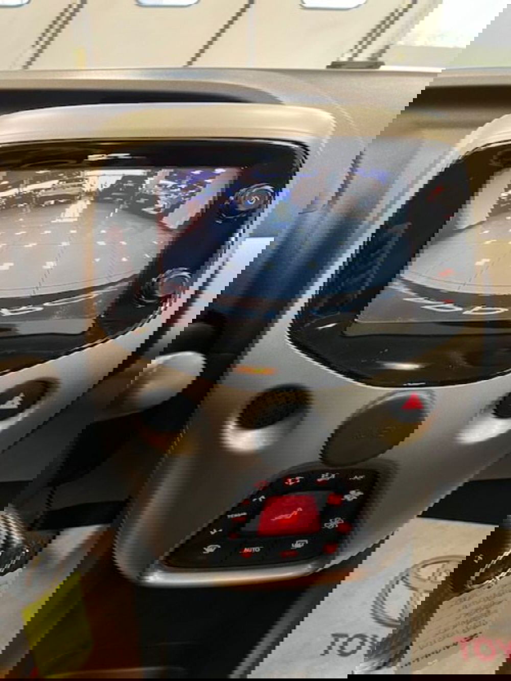 Toyota Aygo usata a Prato (9)